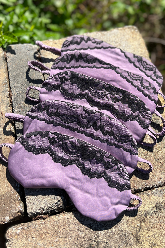 Sleep satin mask with lace